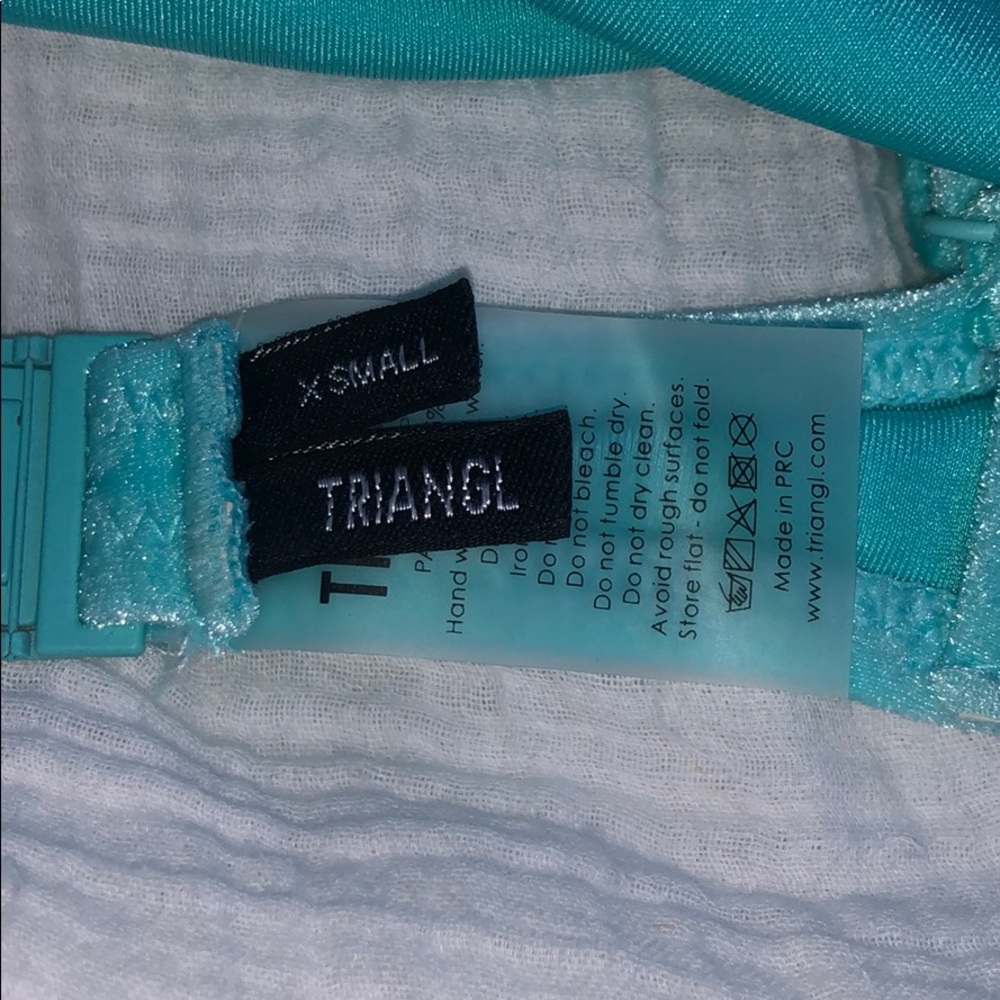 SOLD🦋🦋 - Picture 3 of 8